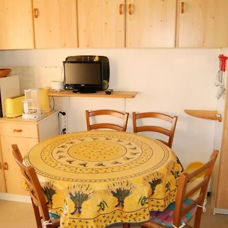 Appartement Belle - 2 Pieces 4 Couchages Port Leucate. Ref: 3bp_26a Mae-5844 *