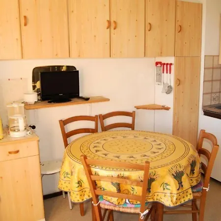 Belle - 2 Pieces 4 Couchages Port Leucate. Ref: 3bp_26a Mae-5844 דירה